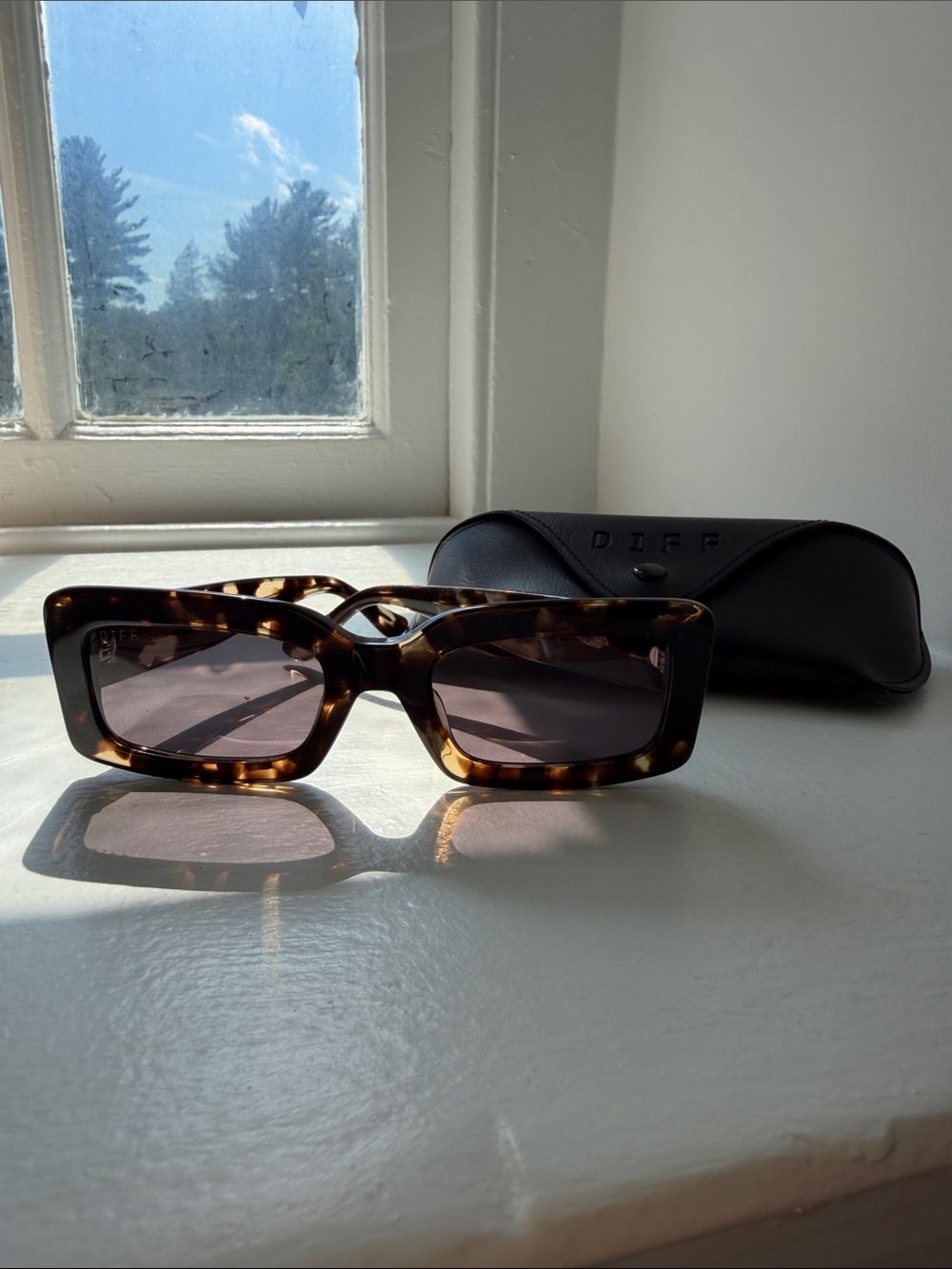 Diff Eyewear Women’s Tortoiseshell Rectangular Sunglasses - Brown Lenses